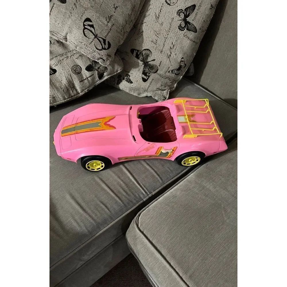 1979 Barbie Corvette - Missing some Pieces